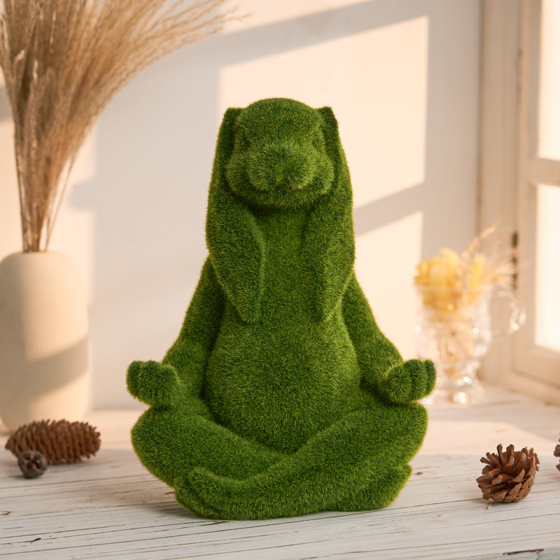 Lapin de Pâques en mousse avec motif de topiaire en forme de lapin vert, 1
