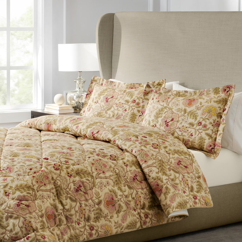 Regency Cotton Baffle-Box Floral Comforter, King Comforter