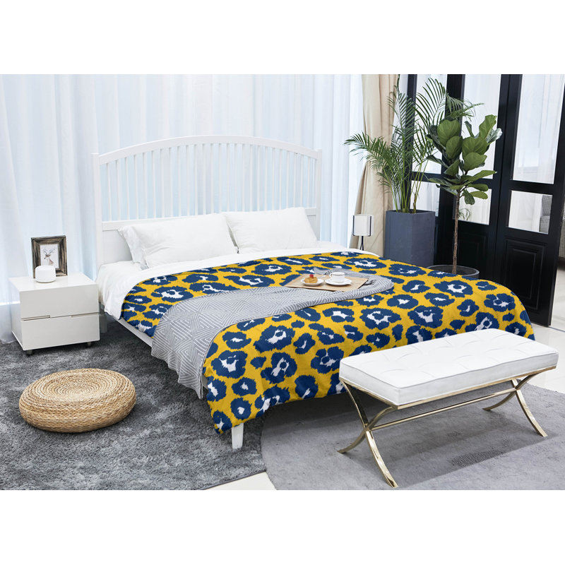 Polyester Animal Print Comforter, King Comforter, Gold/Black