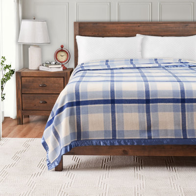Jackaroo  Lightweight & Hypoallergenic Merino Wool Blanket