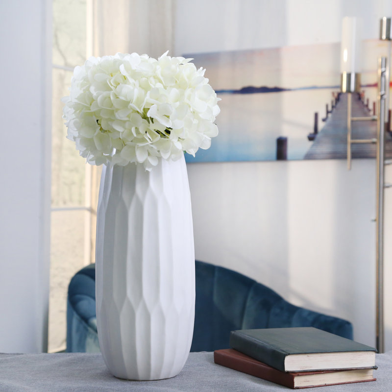 Grand vase de table en céramique Amitoj, H 14 po x l 6 po x P 6 po, Blanc