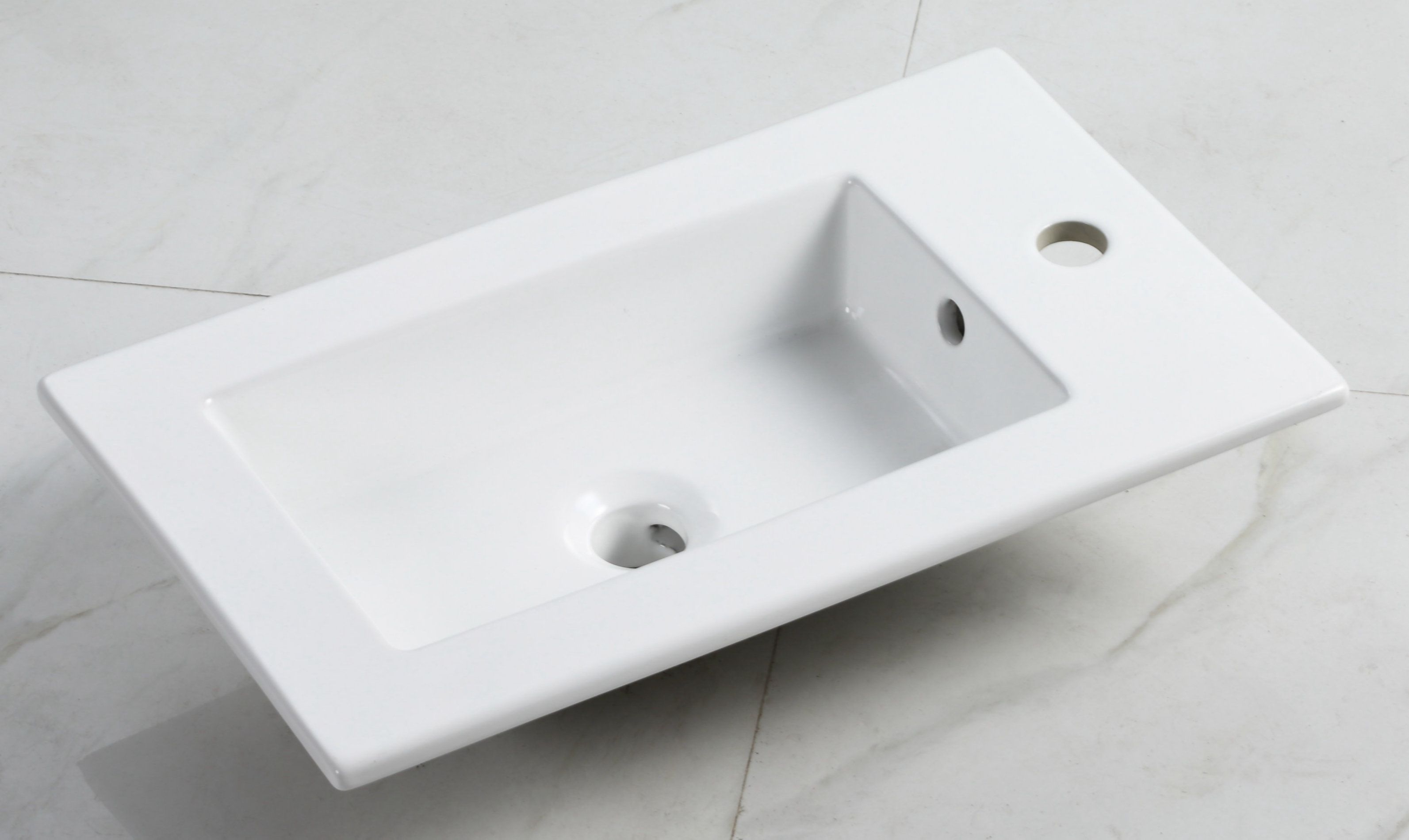 Myhomekeepers 13 Ceramic Rectangular Undermount Bathroom Sink 