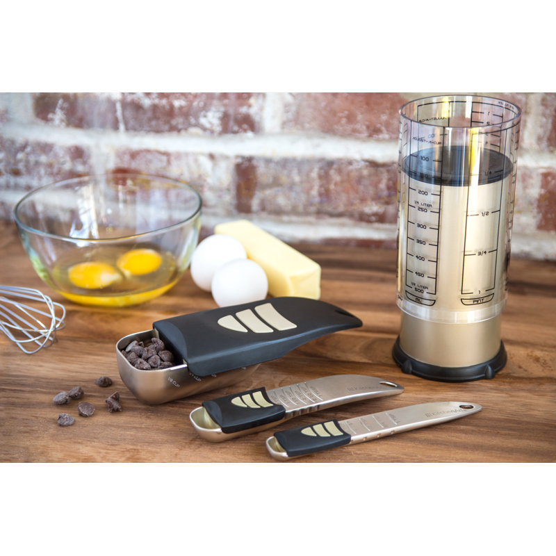 Adjustable Champagne Satin Plastic Measuring Cup Set, 4-Piece