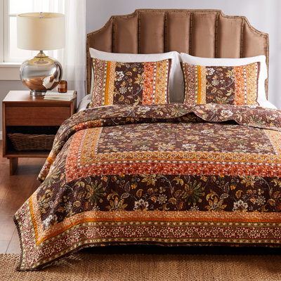 Greenland Home Fashions Audrey Chocolate 3-Piece Queen Size Quilt Set, 90x90 Inch