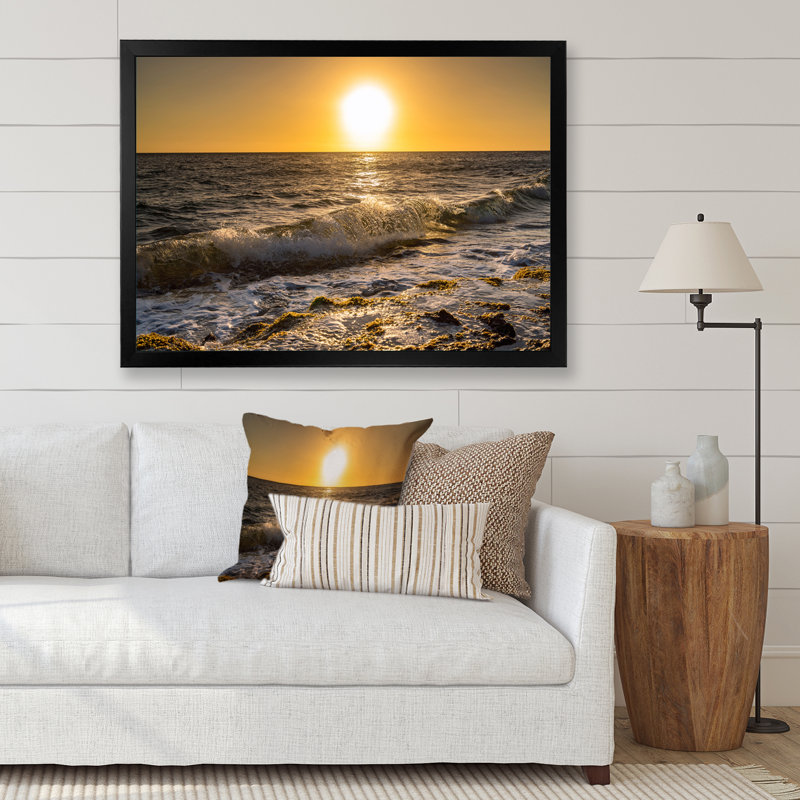 «Tropical Caribbean Island Sunset II», photographie sur toile, Cadre noir, H 16 po x l 32 po