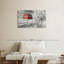 Grange rouge en hiver-106031302