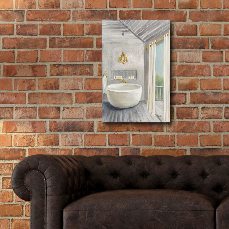 Art mural en verre acrylique 16 po x 24 po «Attic Bathroom 2 Grey Wood» par Silvia Vassileva, H 24 po x l 16 po