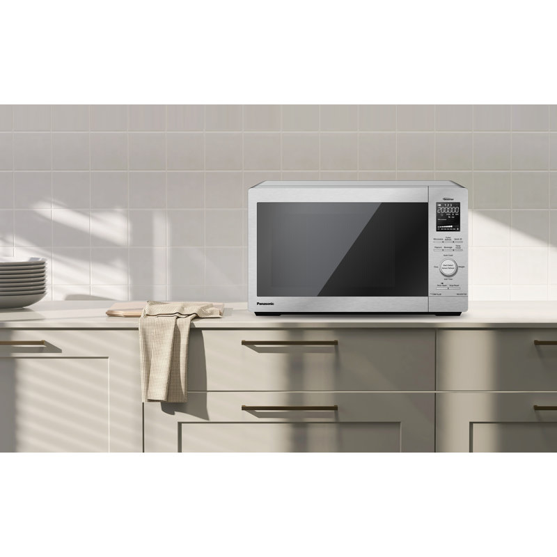 Four à micro-ondes Panasonic 