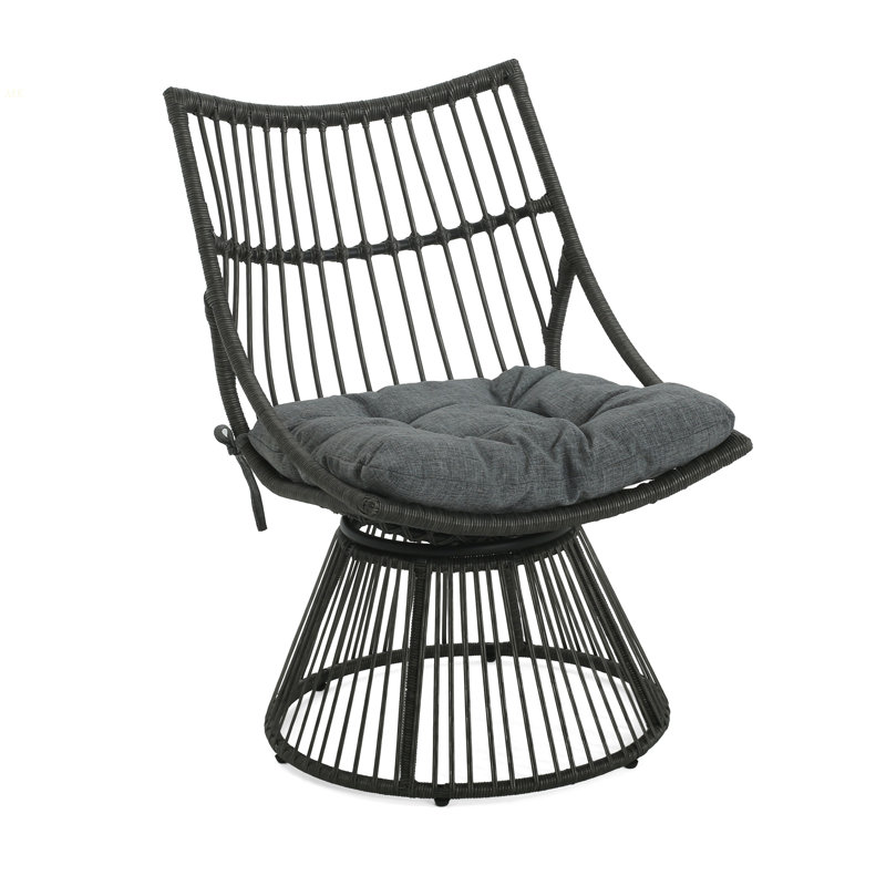 CHAISE ELAINE