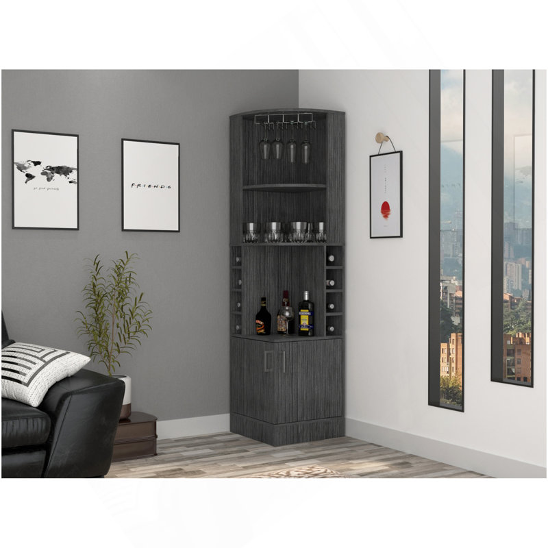 Armoire de coin Syrah, huit casiers à bouteilles, double porte, deux tablettes ouvertes - chêne Smokey, Gris
