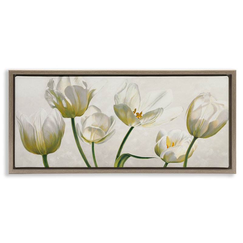 «Soft White Blooming Tulips Grain» par Eva Barberini, Cadre flottant orme Montalcino, H 11 po x l 25 po