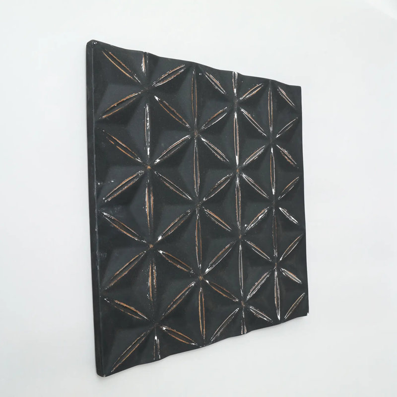 Décoration murale fabriquée à la main en bois aggloméré noir 16 po x 16 po
