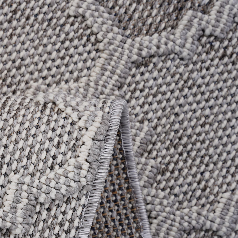 White/Grey Trellis Indoor/Outdoor Area Rug, Runner 2'2" x 8'