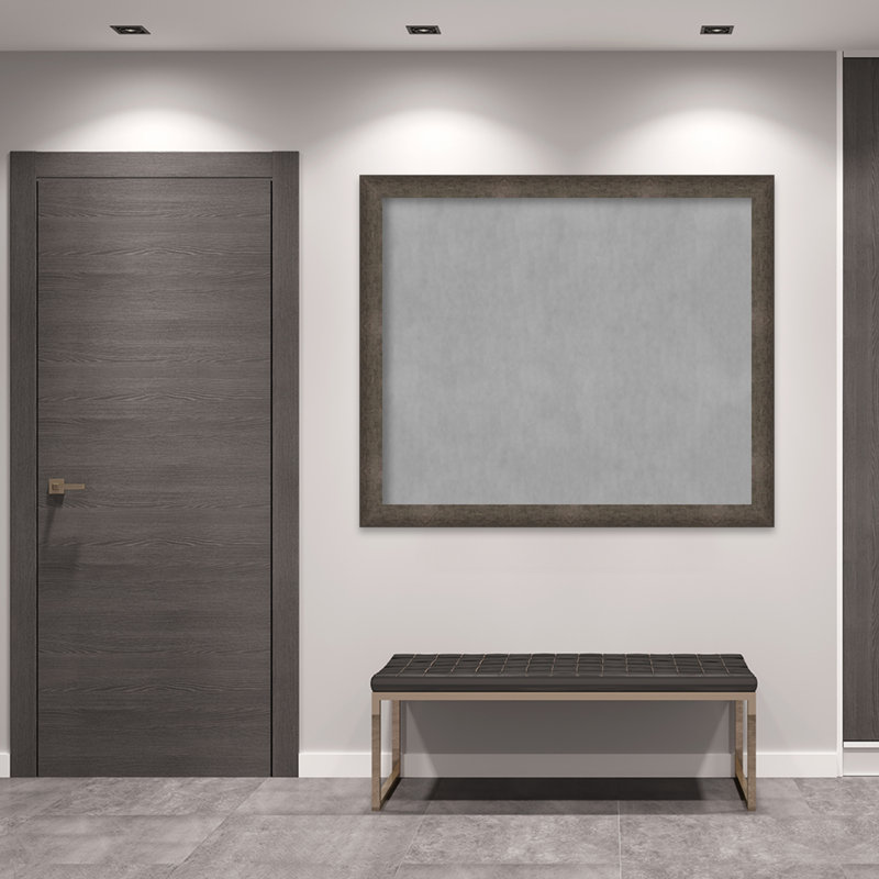 Tableau magnétique encadré bronze tacheté clair, H 45 po x l 53 po