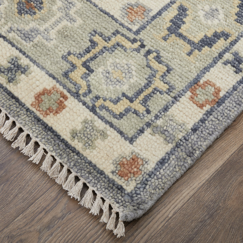 Nacy Wool Oriental Area Rug, Rectangle 2' x 3', Gray