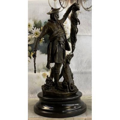 Statue de chasseur écossais avec chien en bronze