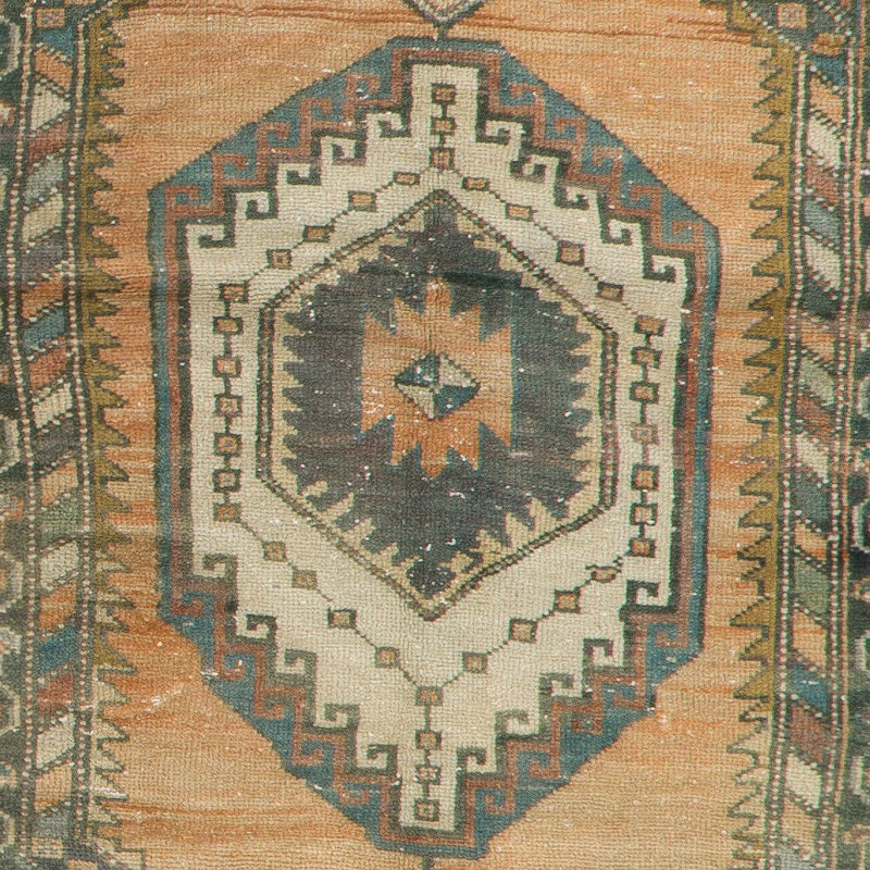 Tapis turc vintage fait à la main pour maisons de campagne, intérieurs rustiques et traditionnels