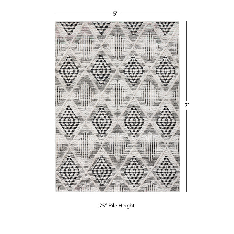 Geometric Indoor Rug, Rectangle 5' x 7'
