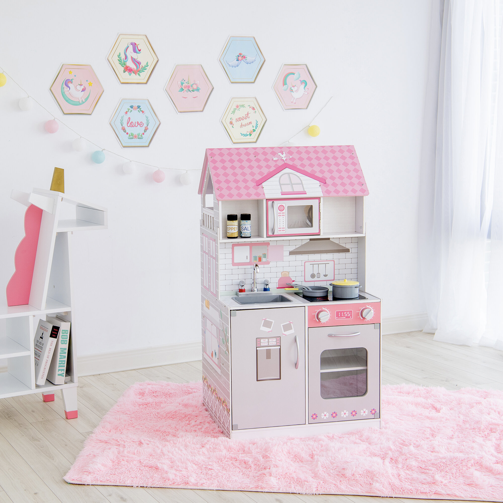 Kitchen store toy house