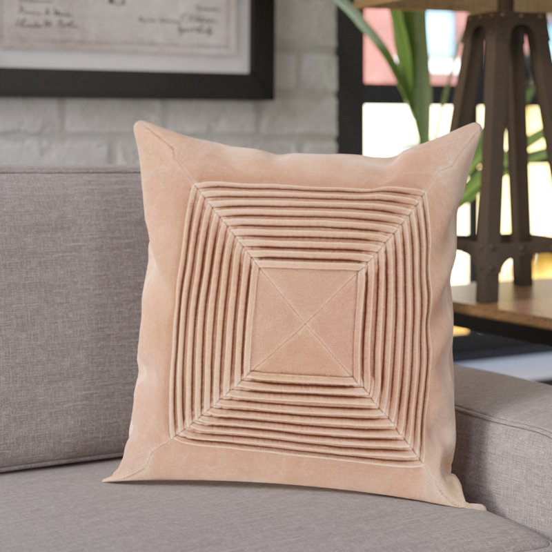 Coussin en coton Krumm, H 18 po x l 18" x P 4 po, Beige foncé, Coussin avec insert en duvet