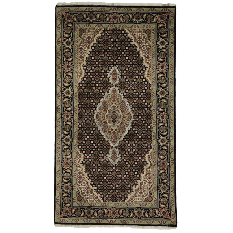 Nivethan Oriental Area Rug in Beige