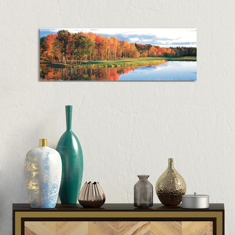 «Fall Golf Course, New England, USA», reproduction d'art mural encadrée, H 12 po x l 36 po, Toile tendue, Ne s’applique pas