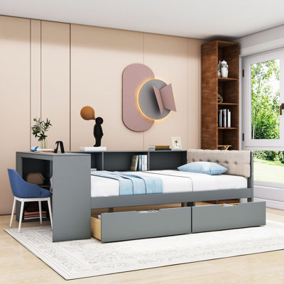 Lit plateforme à deux tiroirs en bois avec tablettes de rangement et station de charge