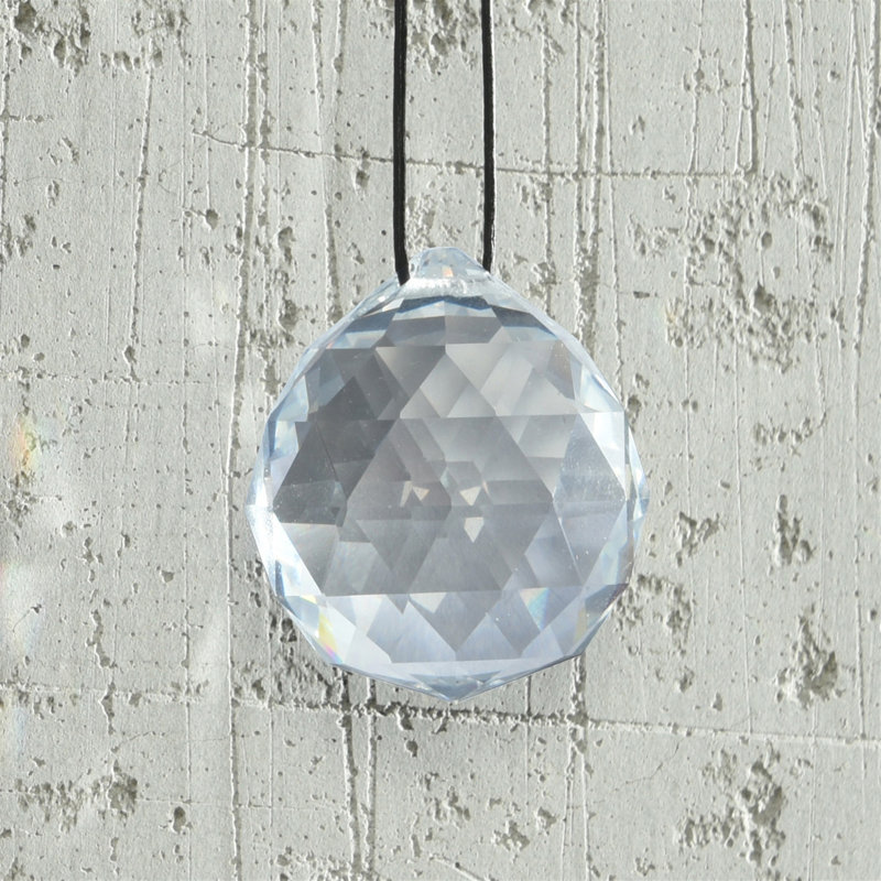 Sculpture en verre prisme