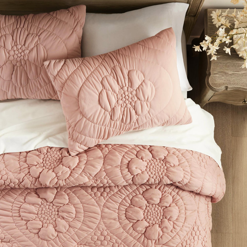 Édredon simple en rose, confort douillet toutes saisons avec tissu lisse rose, douceur tricotée et bourre généreuse