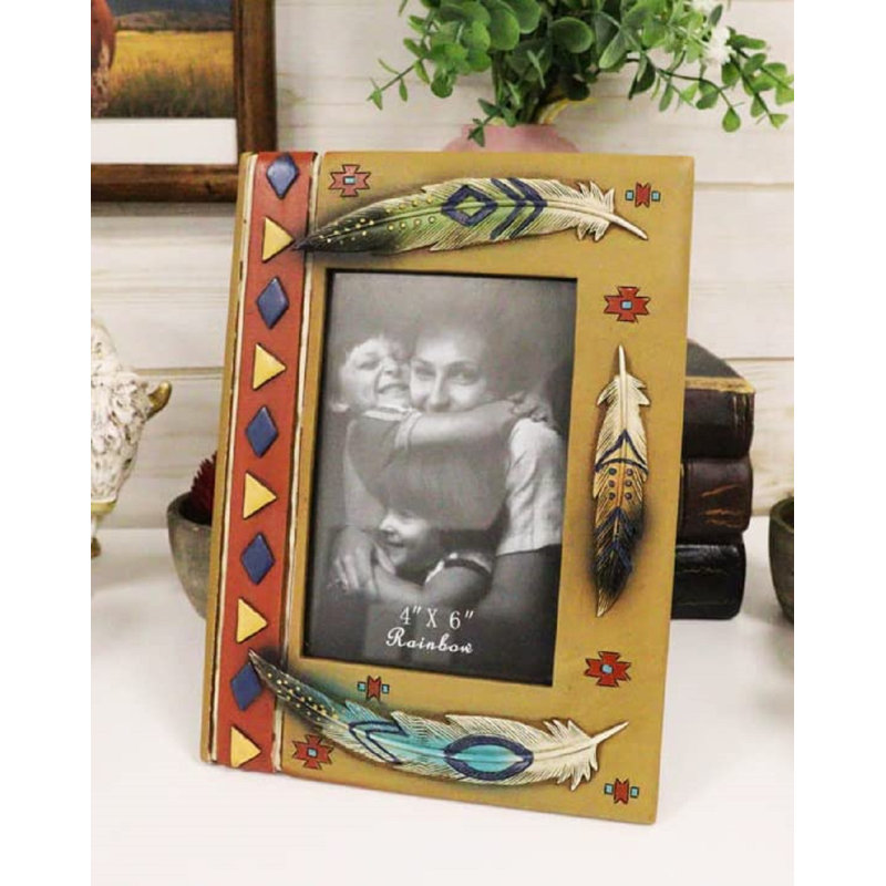 Figurine Brendell, H 8,75 po x l 6,5 po x P 0,5 po