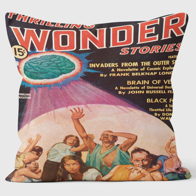 Thrilling Wonder - Invaders from the Outer Sun - Pulp Fiction Cushion