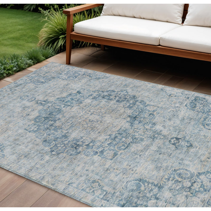 Tapis intérieur lavable 10 pi x 14 pi bleu à motif de médaillons floraux