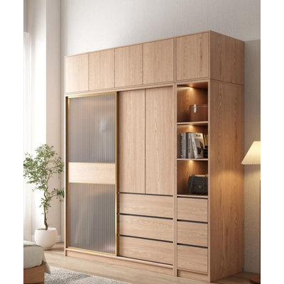 Modern Simple Fashion Wardrobe