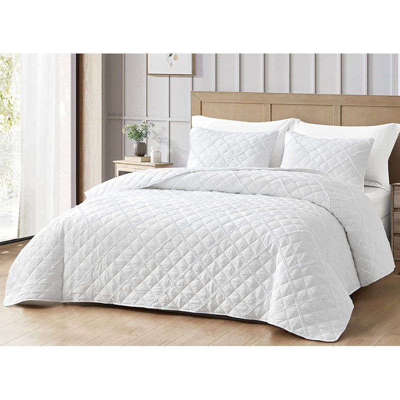 Diamond Ruffle Microfiber Quilt Set, Queen Quilt + 2 Standard Shams, White