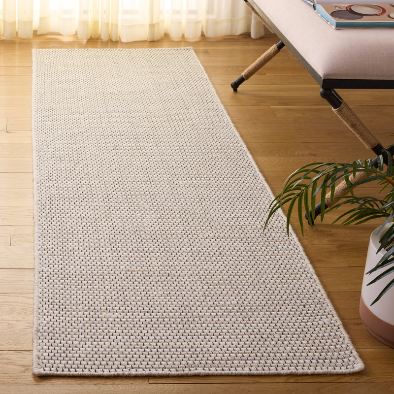 Natura Hand Woven Wool/Cotton Solid Color Rug in Beige/Ivory, Runner 2'3" x 8'