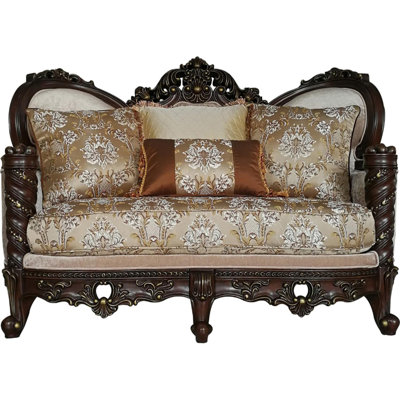 Devayne Loveseat W/4 Pillows