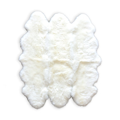 Colello Natural New Zealand Sheepskin Area Rug