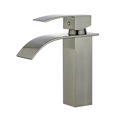 Avian Single-Hole Bathroom Faucet with Drain Assembly