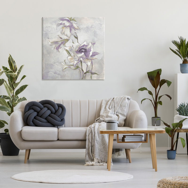 «Mauve curling pétales», art mural sur toile par Liz Jardine, H 36 po x l 36 po