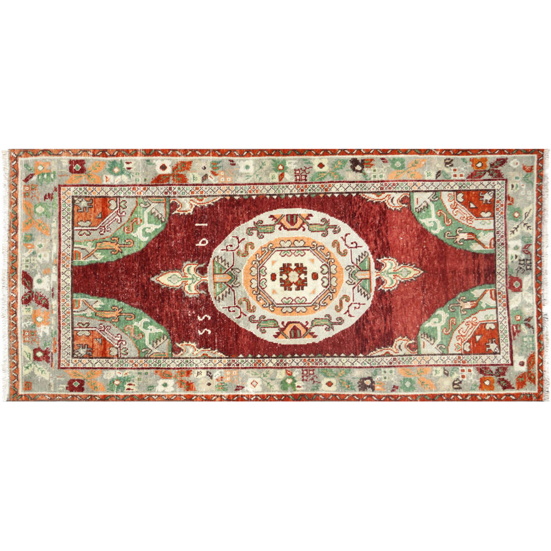 Tapis unique en laine noué à la main des années 1960 de 3 pi 7 po x 7 pi 5 po en rouge / gris / vert