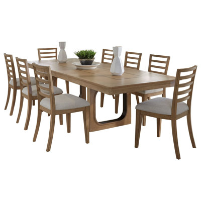 Ensemble repas pour 8 personnes Pula