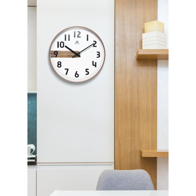 Horloge murale ronde en plastique 12 pouces