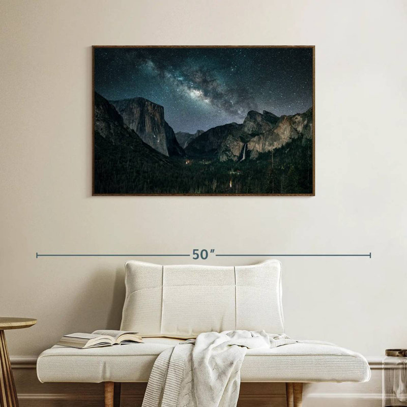 Stargazing At Yosemite, Cadre flottant noyer, 40 po x 27 po