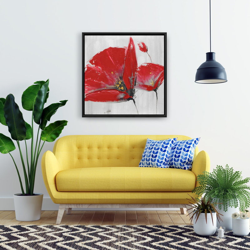 "Trois fleurs rouges sur fond gris"