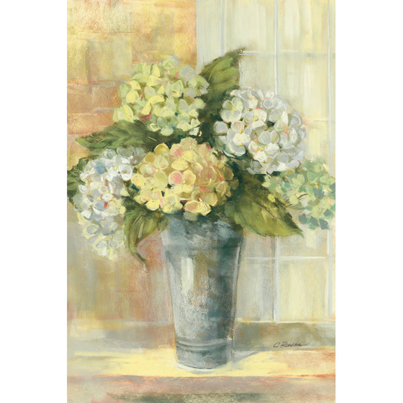 «Yellow Hydrangea» par Carol Rowan, reproduction d'art sur toile tendue, H 12 po x l 8 po