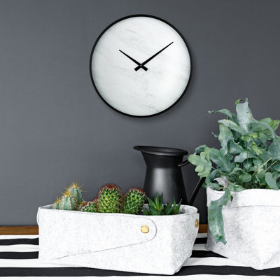 Horloge murale 13,78 po Shenk