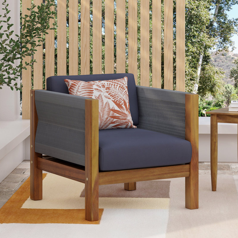 Patio Laurel Club Chair