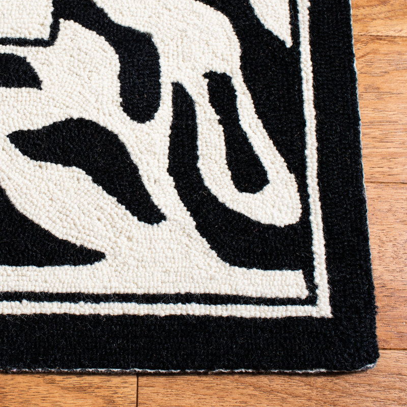 Callula Hand Hooked Wool Pile Animal Print Rug, Runner 2'6" X 12'