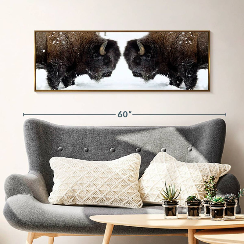 Bison Clash, 46 po x 16 po, Cadre flottant doré
