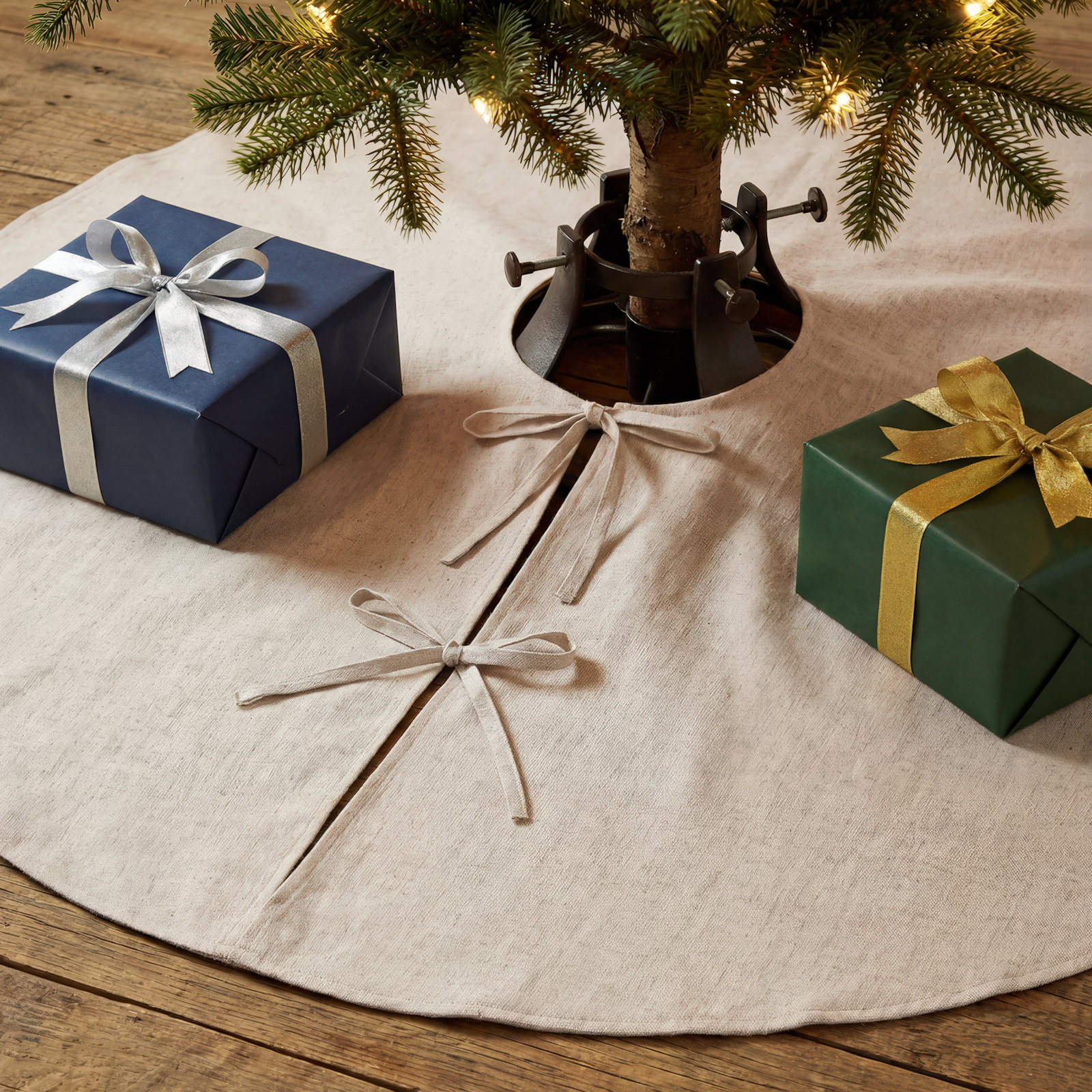 Nylah Tree Skirt, 56", Natural
